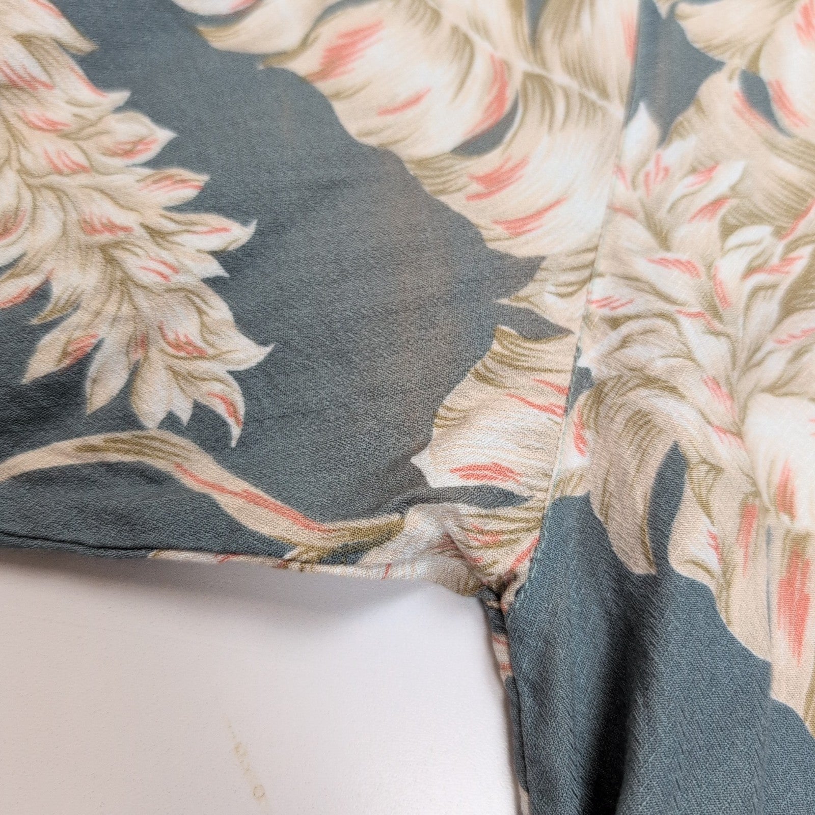 Chemise Hawaïenne LUAU Soie Beige Motif Tropical Taille M Manches courtes