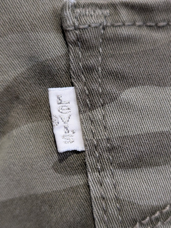 Pantalon Levi's 711 Skinny Stretch Femme Camouflage Armée T40 W29 Militaire