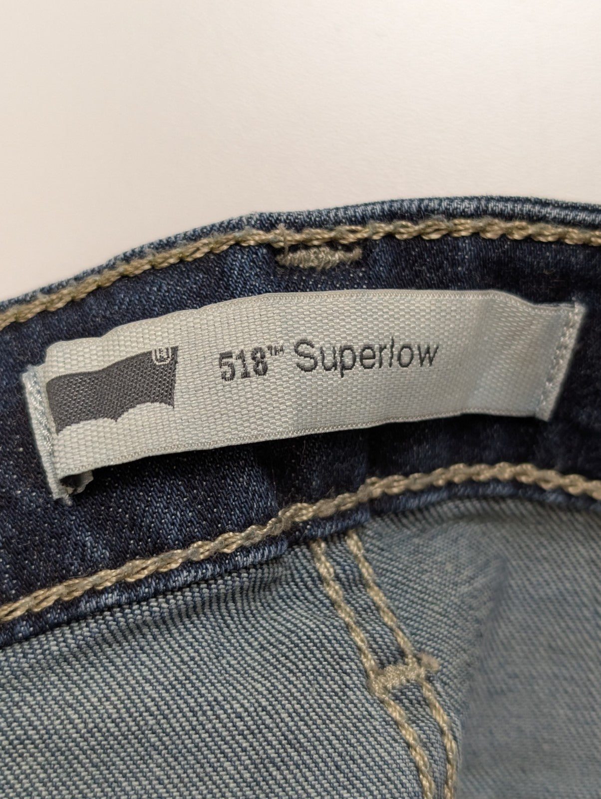 Jean Levi's 518 Femme Bleu Super Low Bootcut Flare W31 L32 Vintage