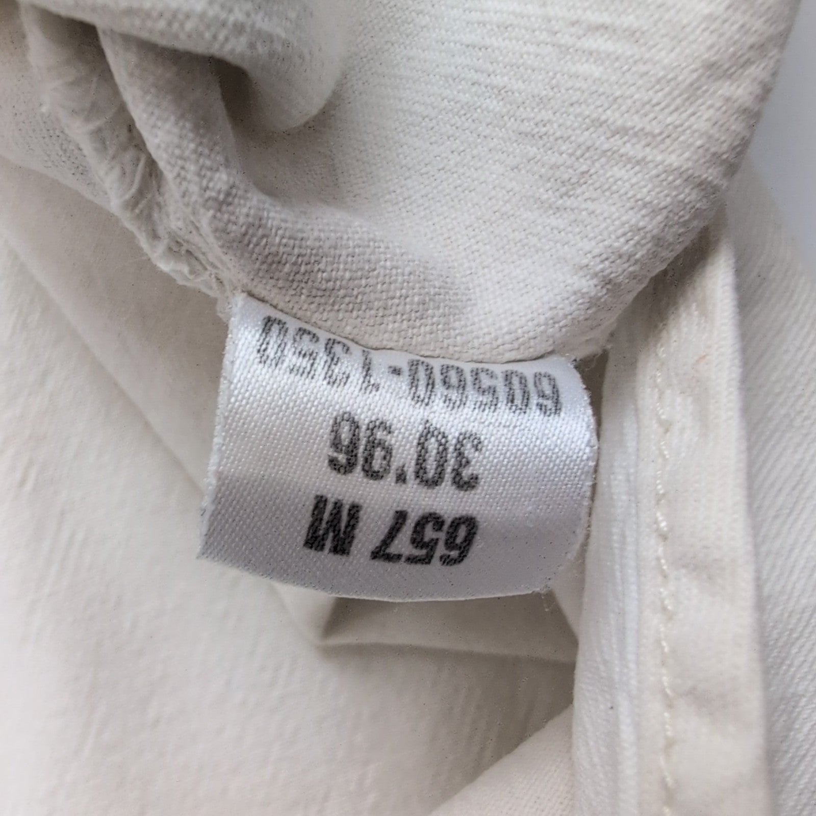 Chemise en Jean Levis Couleur blanc uni 100% coton taille XL Bouton en métal 2 p