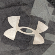 Short Under Armour HeatGear Camouflage Kaki & Noir - Femme Taille S
