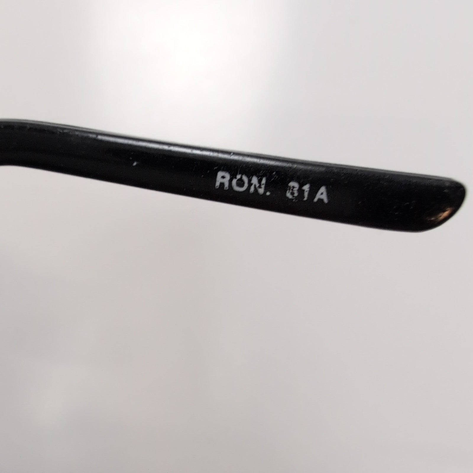 Lunettes de soleil Y2K Branche semi large Métal et PVC Noir Gris