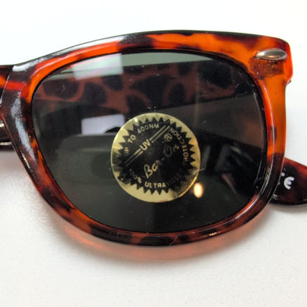 Lunettes de soleil Bar-On Femme Y2K Branche large Carré effet Bois Marron Noir