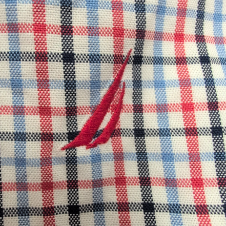 Chemise Nautica S carreaux bleu blanc rouge manches courtes logo rouge