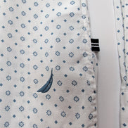 Chemise Nautica blanche motifs marguerites manches longues 1 poche L