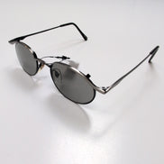 Lunettes de soleil Y2K Ovales Acier Brossé Gris Foncé Monture Moustache