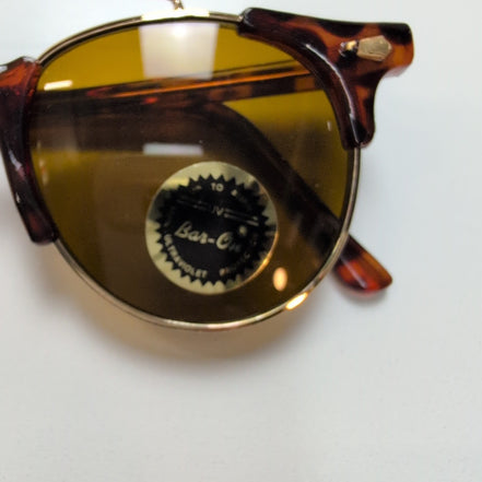 Lunettes de soleil Bar-On – Monture Métal Doré et Branches Effet Bois