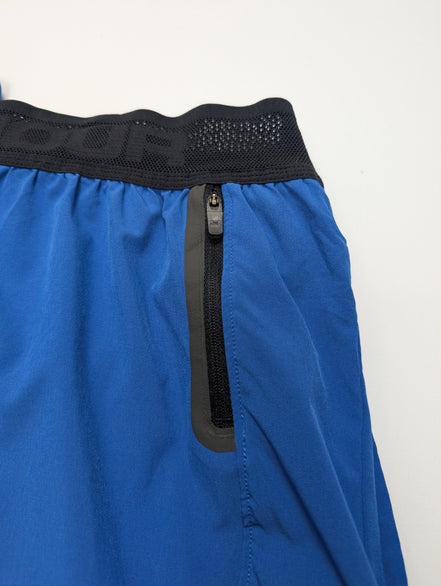 Short de sport Under Armour Technique Perforé - Homme Taille 3XL (XXLTG)