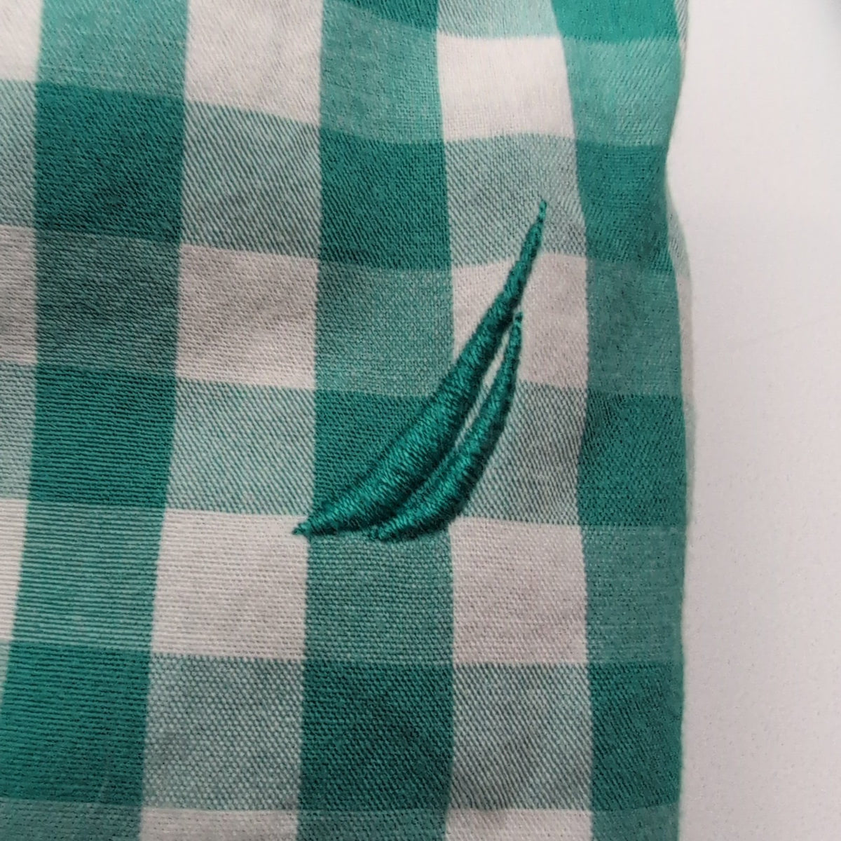 Chemise Nautica M Vert Blanc Carreaux 100% Coton Logo Brodé manches longues
