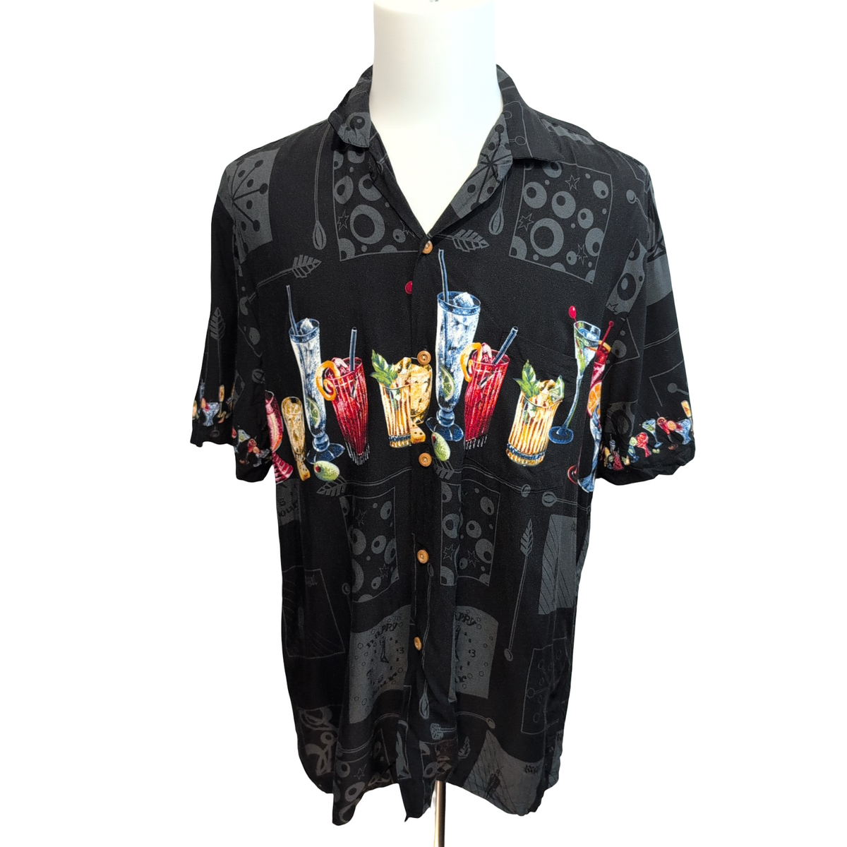 Chemise Hawaïenne Made in Hawaii Paradise Found Rayonne Noir Cocktail L