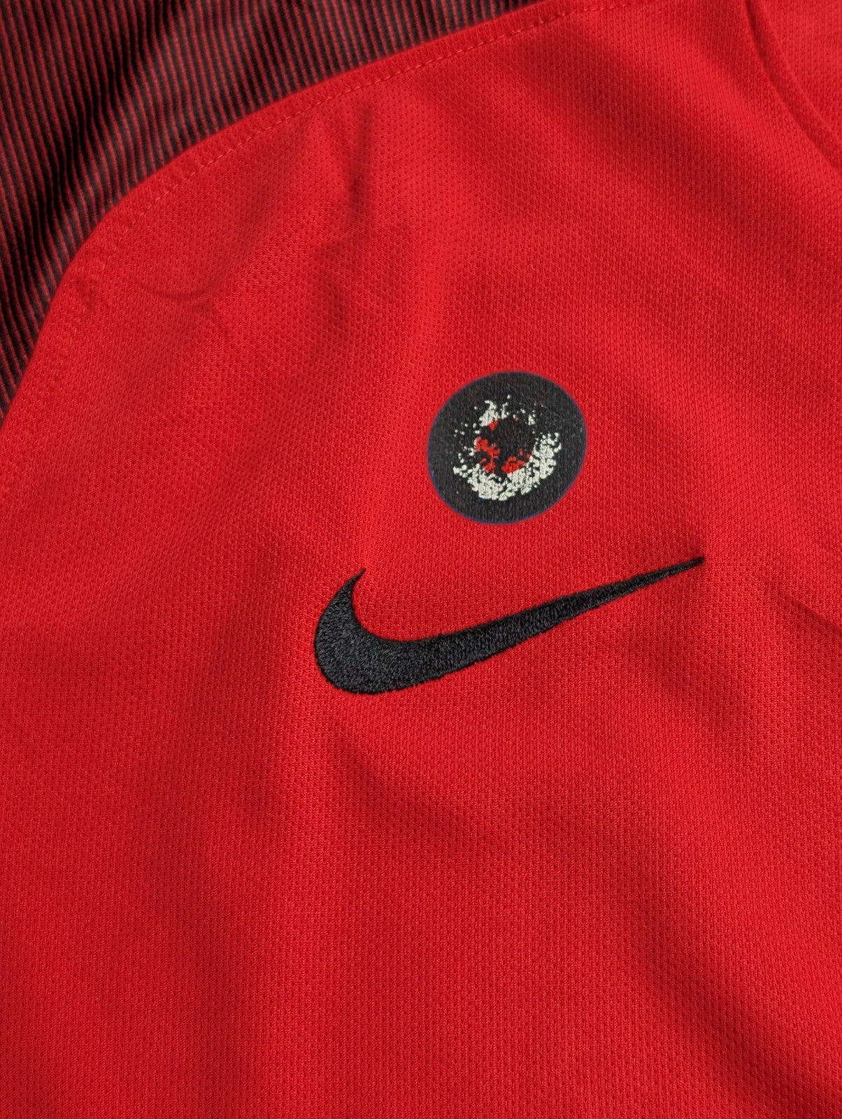 T-shirt Nike Dri-Fit Jersey Vintage Rouge Logo Brodé - Taille XL