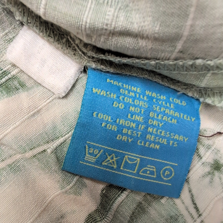 Chemise hawaïenne Bermuda Bay taille XL vert pâle palmiers 100% soie Mch courtes