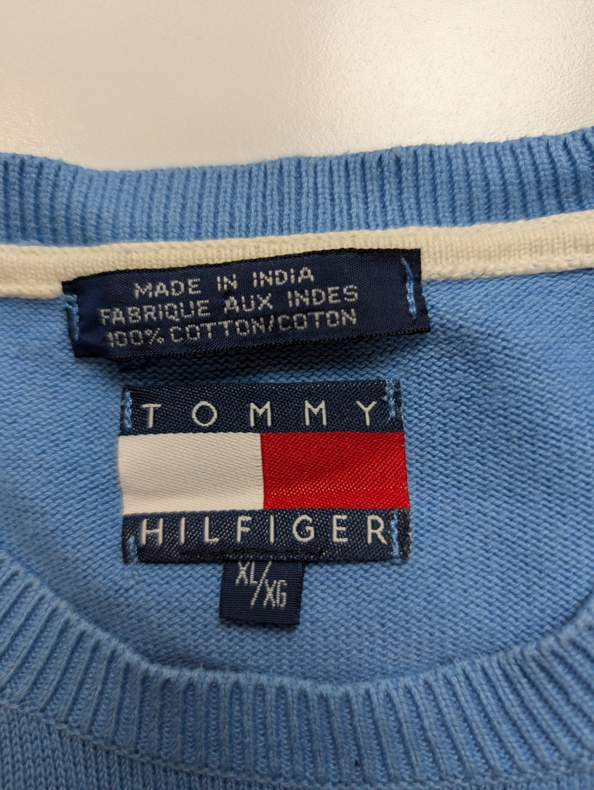 Pull Tommy Hilfiger Femme Manches Courtes Bleu Ciel 100% Coton Taille M