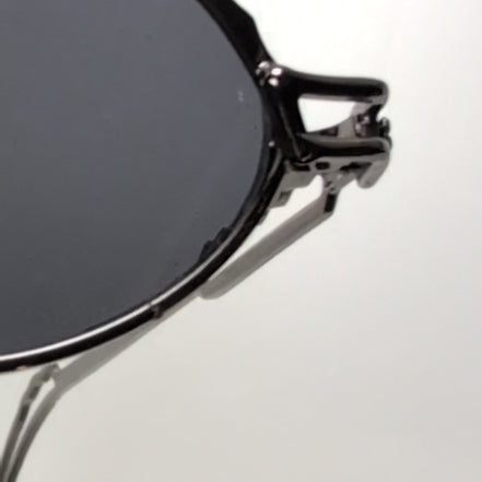 Lunettes de soleil Ovales Noires Y2K Branche Fine Métal UV400