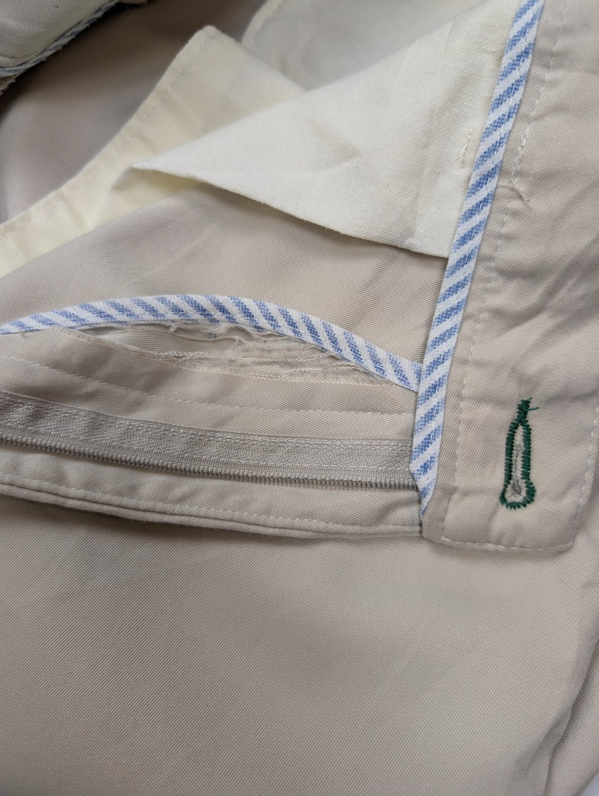 Pantalon Chino Vintage TOMMY HILFIGER 🕰️ Taille W34 (Taille 41cm) 🕰️ Large