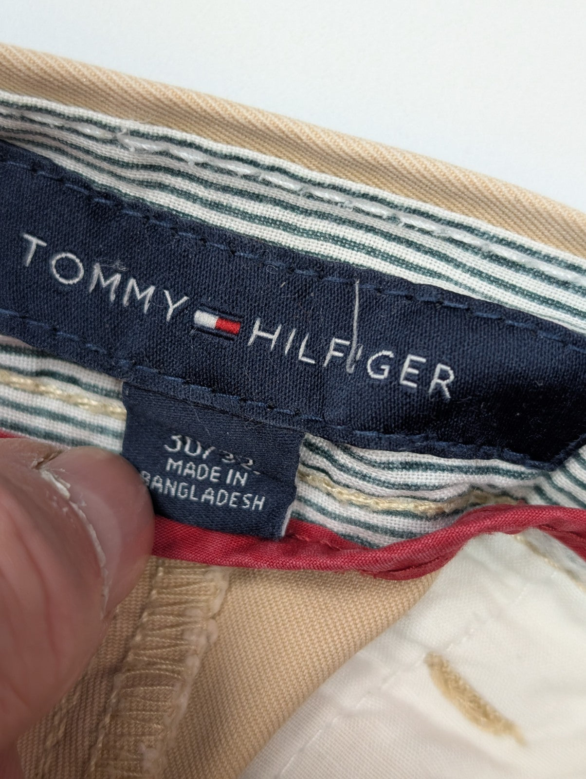 Pantalon chino Tommy Hilfiger beige taille W30xL32 #26ct