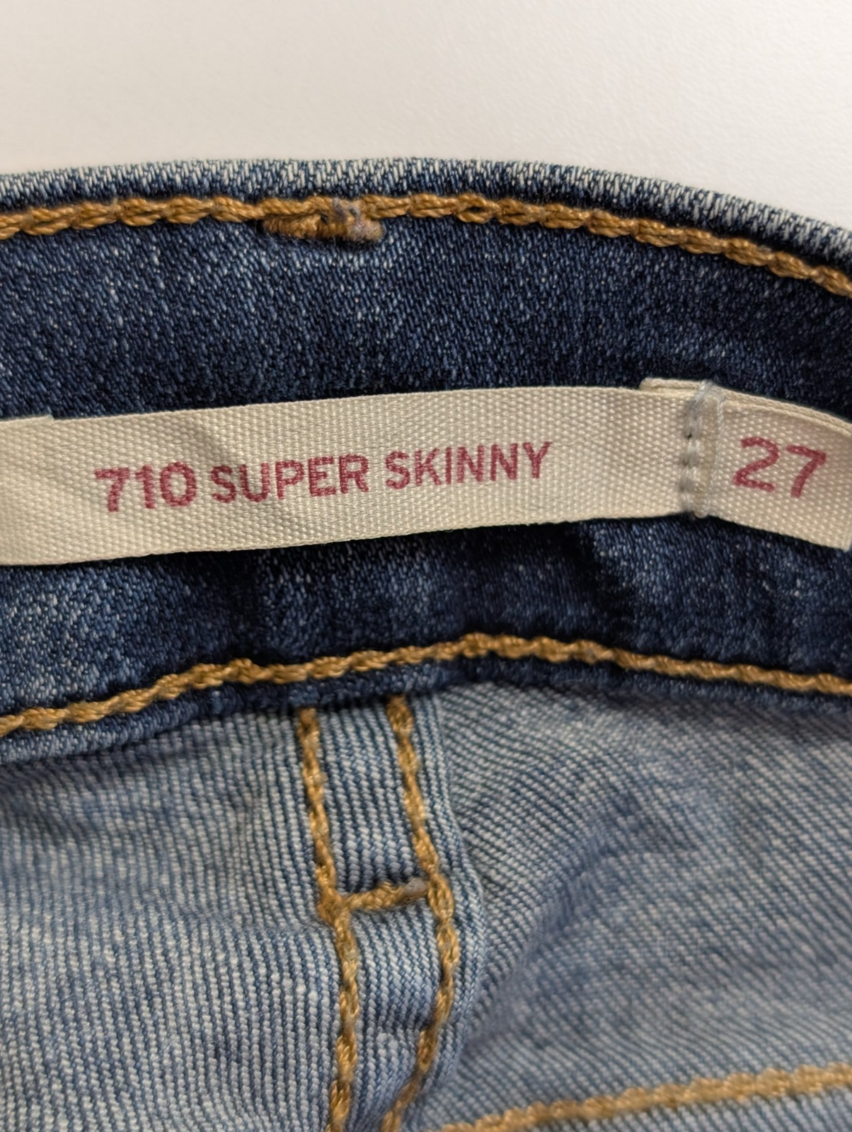 Jean Levi's 710 Super Skinny Femme Bleu Ultra Stretch W27 L30 T34/36