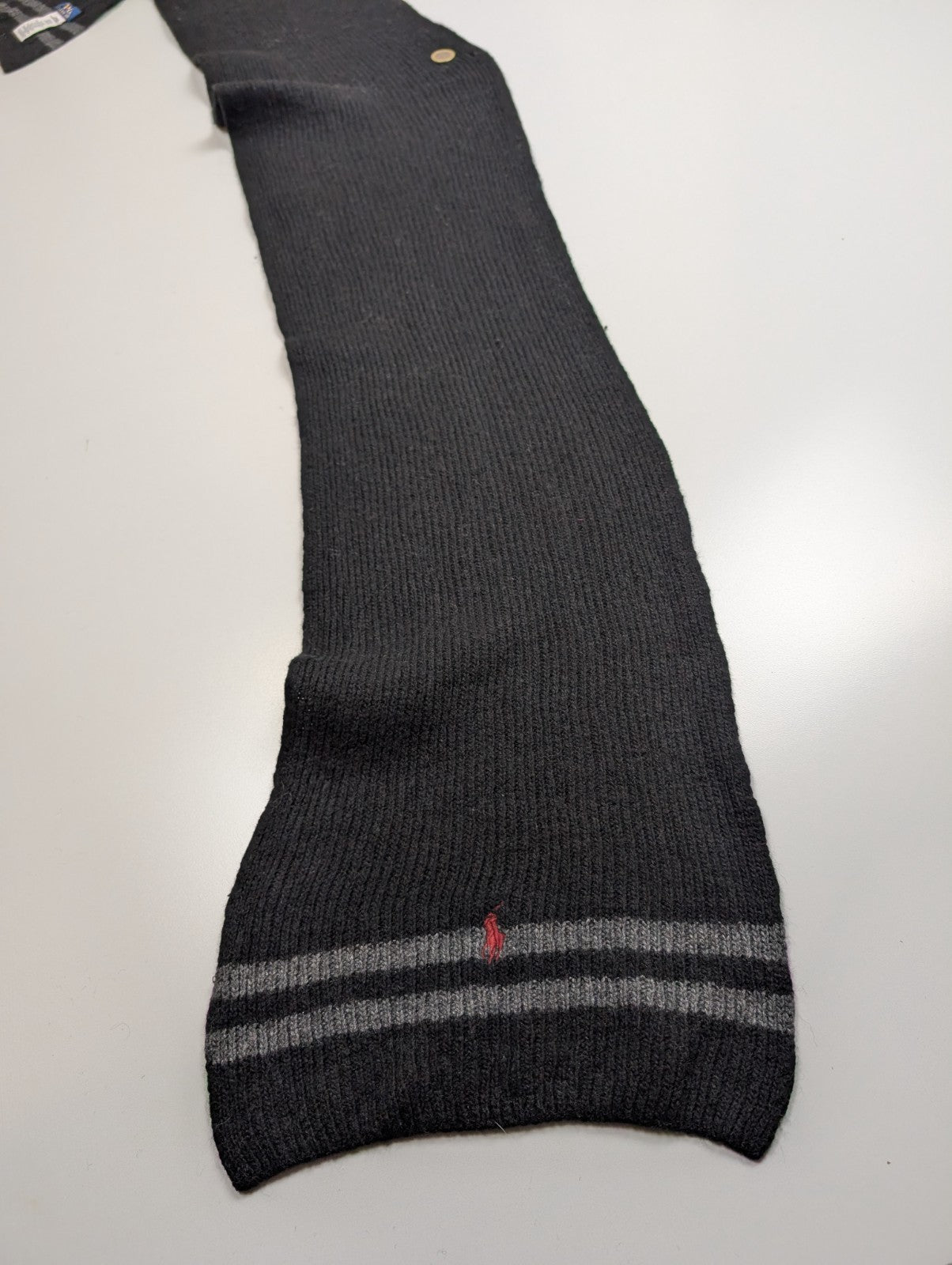 Écharpe Polo Ralph Lauren Côtelée Noire Logo Rouge Laine d'Agneau Mix
