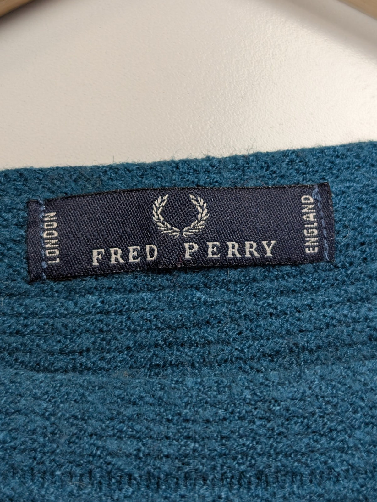 Pull Fred Perry Femme L Bleu Vert 100% Laine Made in Italy Logo Argenté