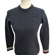 Pull Torsadé Fred Perry 100% Laine Bleu Marine col rond Femme