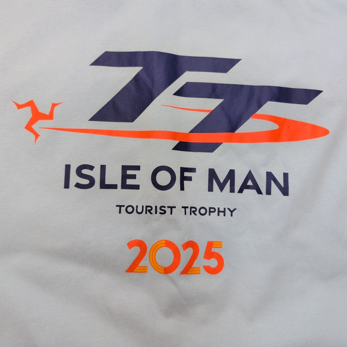 T-shirt TT Isle of Man Tourist Trophy 2025 XL Bleu Ciel Neuf 100% Coton