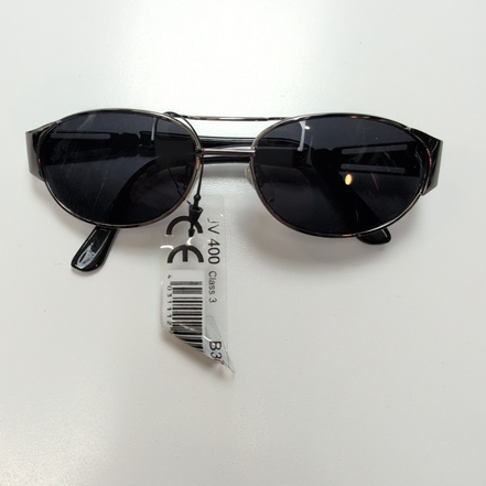 Lunettes de soleil Y2K Ovales Métal Gris Anthracite Branches Larges Noir Brillan