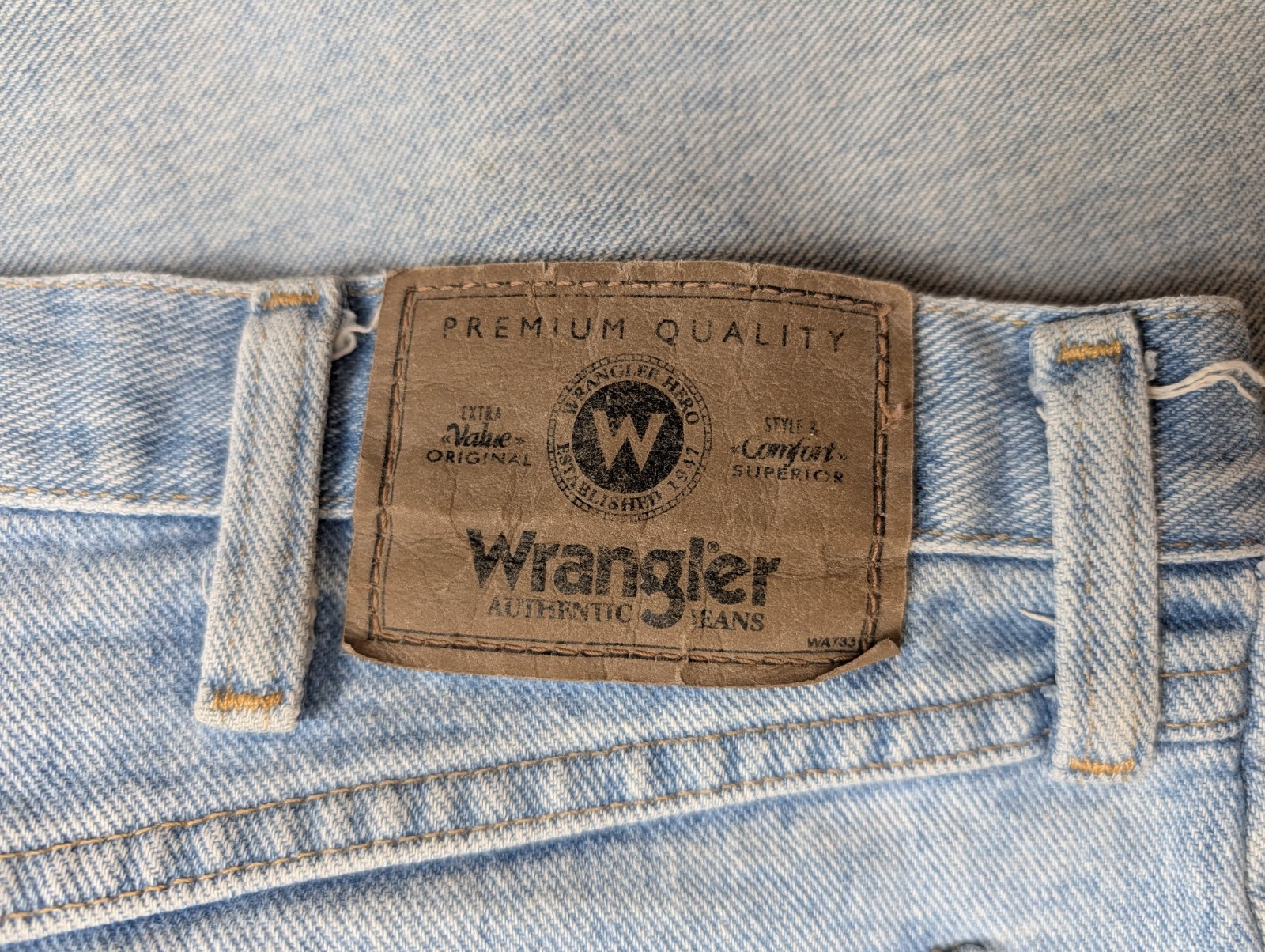 Jean Wrangler Relaxed Fit Bleu Clair W34 L32 Toile Épaisse Vintage Homme