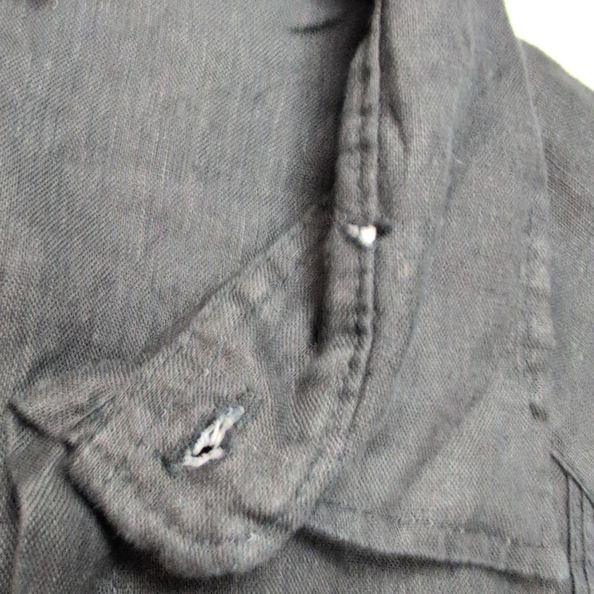 Chemise hawaïenne cubaine taille L noir 100% lin brodée 4 poches manches longues