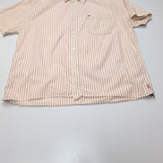 Chemise Tommy Hilfiger Denim blanc cassé rayures rouges manches courtes taille L