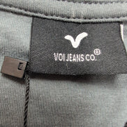 T-shirt VOI Jeans Co Taille L Gris Logo Brodé Doré 100% Coton Neuf Étiquette