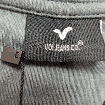 T-shirt VOI Jeans Co Taille L Gris Logo Brodé Doré 100% Coton Neuf Étiquette