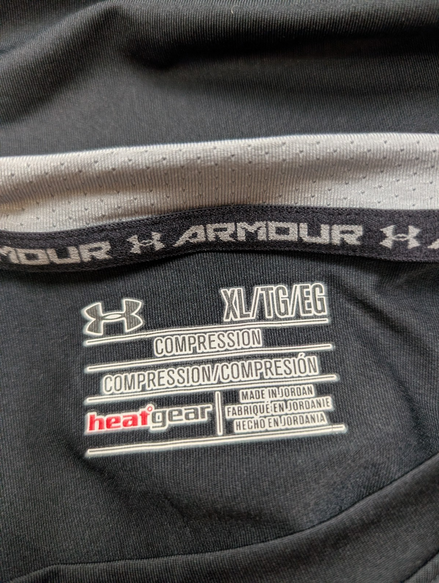 T-shirt de Sport Under Armour HeatGear Noir Femme Taille XL