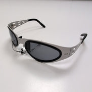 Lunettes de soleil Y2K Branches larges Métal gris satiné 6 trous