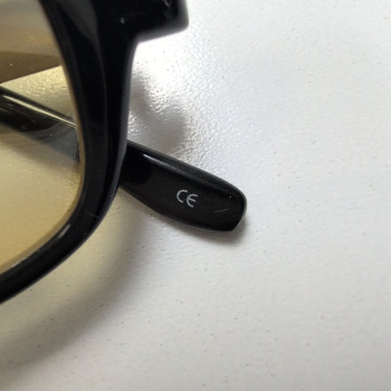Lunettes de Soleil Rectangulaires Y2K Branches Larges Noir Jaune