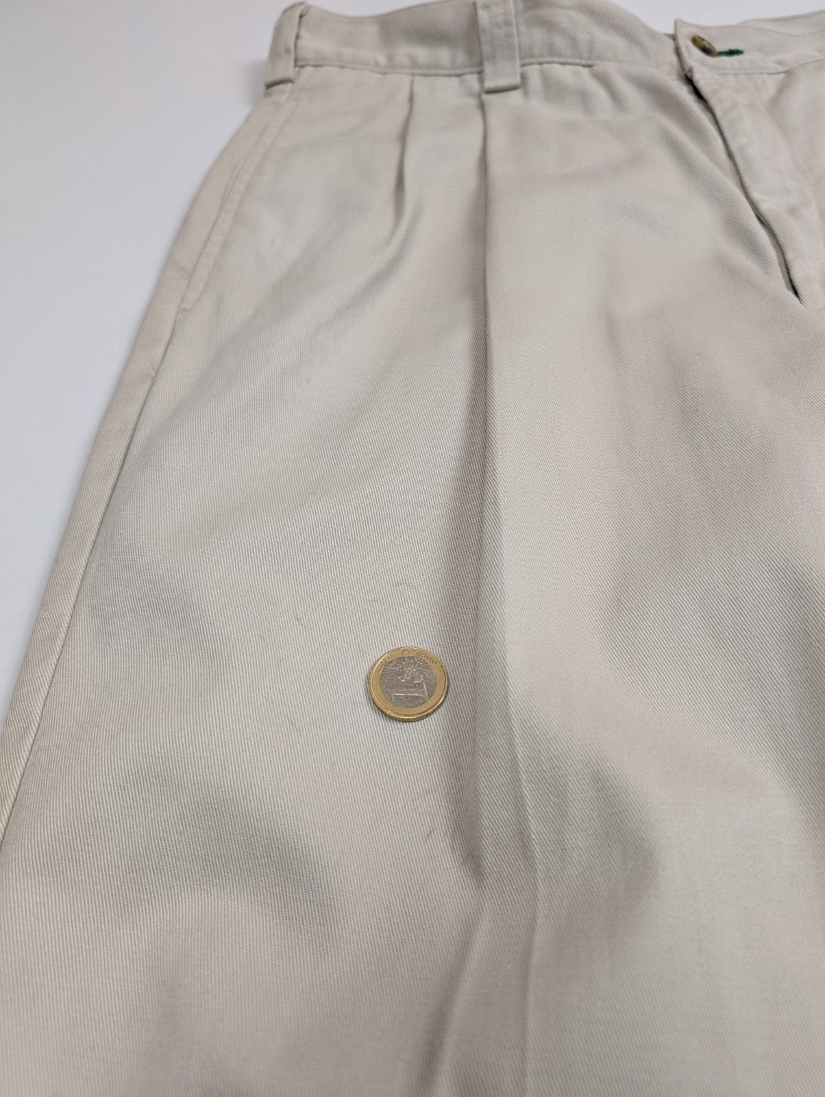 Pantalon Chino Vintage TOMMY HILFIGER Crème ⚓ Coupe Cropped (Courte) W34 (42)