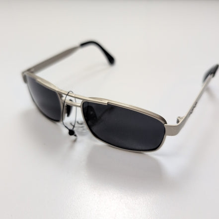 Lunettes de soleil Y2K Branche large Métal gris Rectangulaire Catégorie 3