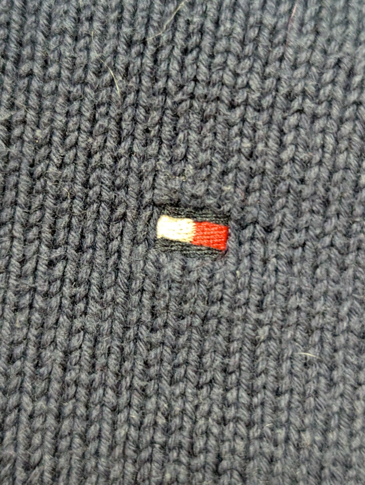 Pull Tommy Hilfiger vintage bleu marine garçon taille M (8-10 ans)