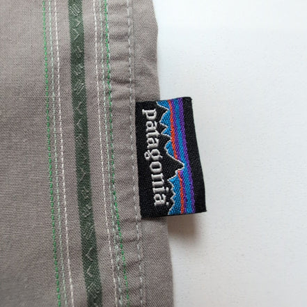 Chemise Patagonia modèle Western coton biologique grise rayures vertes M