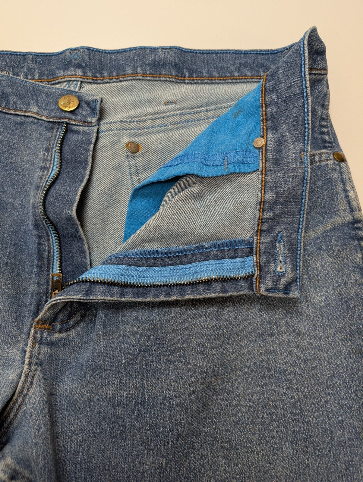 Jean Wrangler A102 Vintage Regular Fit Homme W36 L34 Bleu Denim Classic Straight