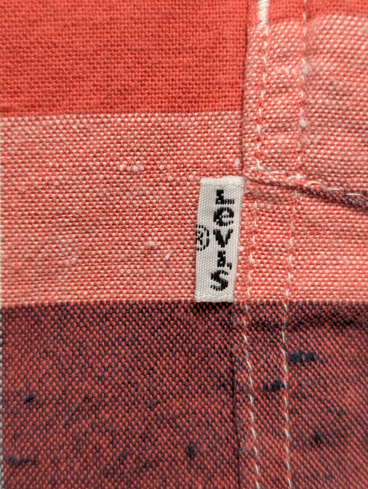 Chemise Levi's à Carreaux Rouge Blanc Bleu - Effet Lin Manches Longues T.XL