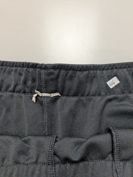Short Under Armour Noir avec Poches - Femme Taille L