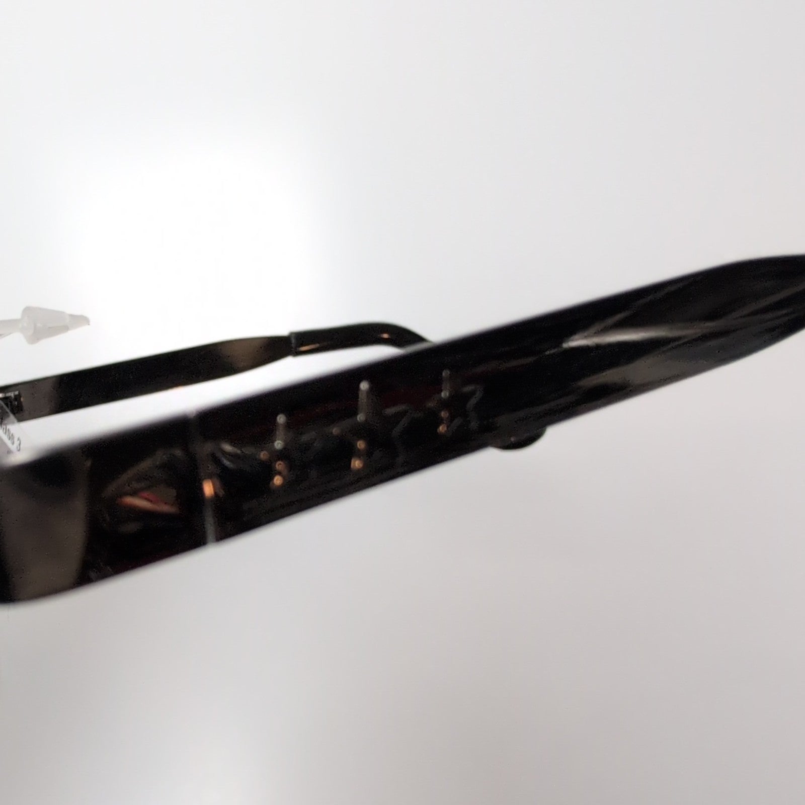 Lunettes de soleil Y2K Carrées Métal Chromé Gris Foncé Branches Larges