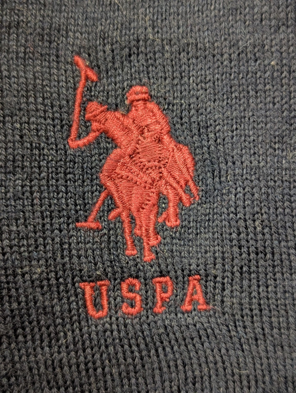 Pull U.S. POLO ASSN Col V 50% Laine Mérinos Bleu Marine Homme Taille S