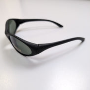 Lunettes de soleil Kakiko Y2K Ovales Branches Semi-Larges Noir Mat