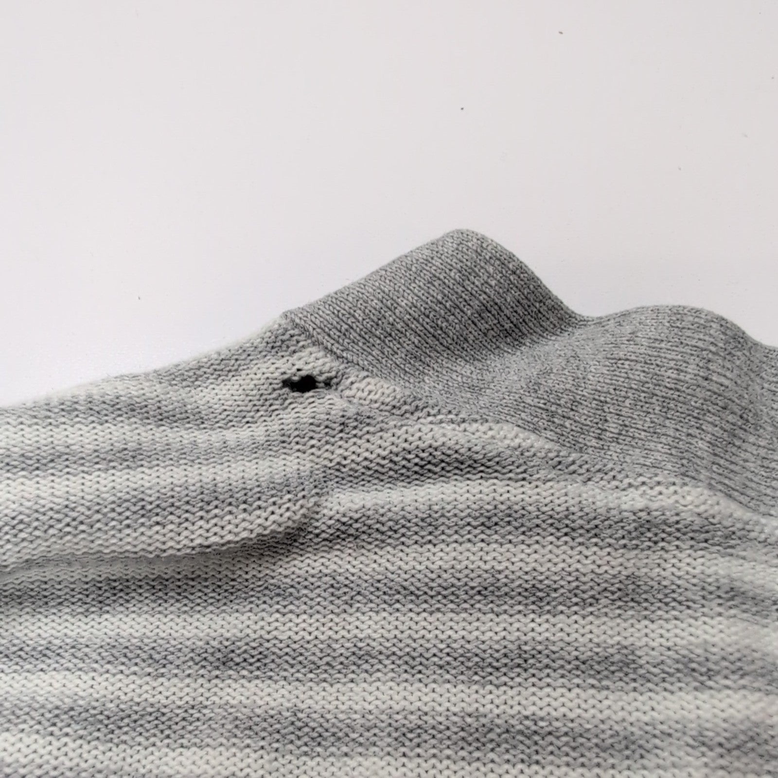 LOT 9 PULLS TOMMY HILFIGER - MIX HOMME & FEMME - À RÉPARER / UPCYCLING