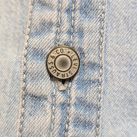 Chemise Levi's XL Jean Bleu 100% Coton 2 Poches Boutons Métal Logo
