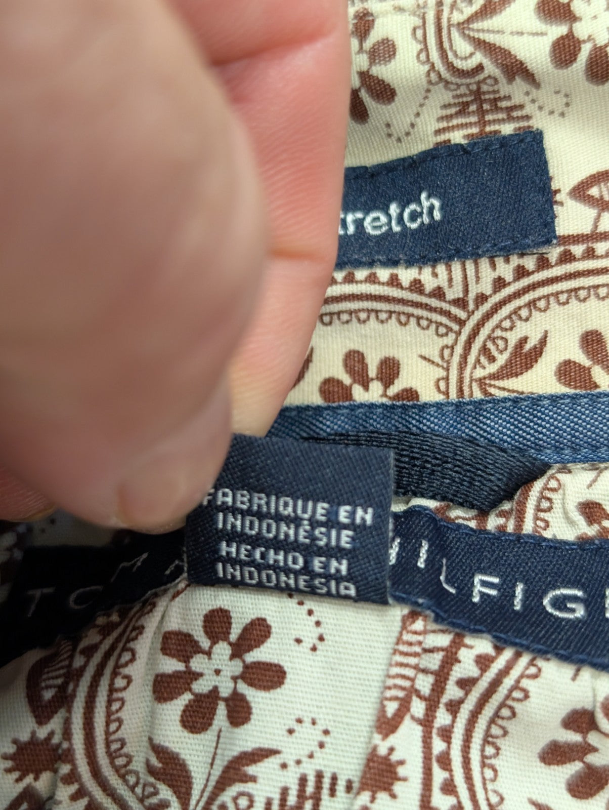 Chemise Tommy Hilfiger motifs fleurie marguerites taille M manches longues homme