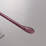 Lunettes de soleil ovales bordeaux Y2K branche fine métal gris 🍷