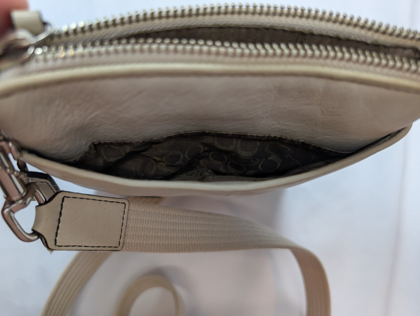 Sac bandoulière Coach cuir blanc cassé crème crossbody