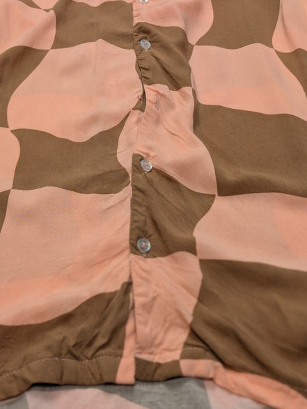 Chemise Hawaïenne NO BOUNDARIES Rose & Marron Carreaux Ondulés - Taille S